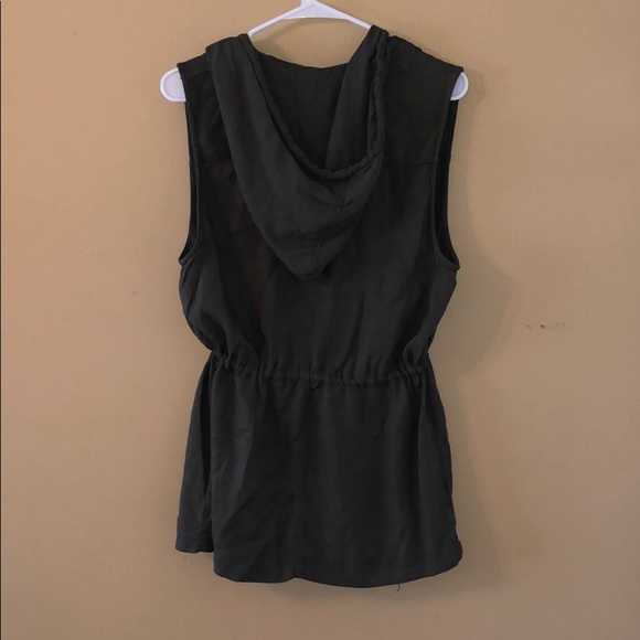 Best - Picture 4 of 4